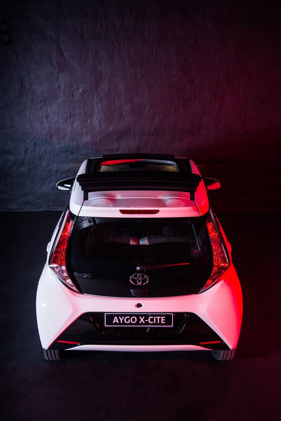  Toyota Aygo x-cite 5-Door 2017 года  (ZA) (фото 6 из 20)